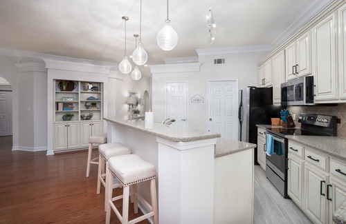 Sandestin Condo | 3BR Beach Villa Near Pool! New 6-Seater GOLF CART, Screened Porch, Beach Tram