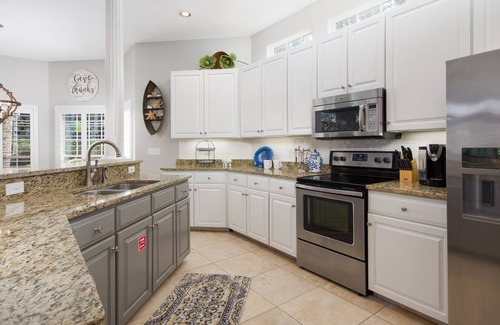 Sandestin Condo | 3BR Poolside Villa w/6-Seat GOLF CART! Screened Porch, Near Beach, Pool, Tram