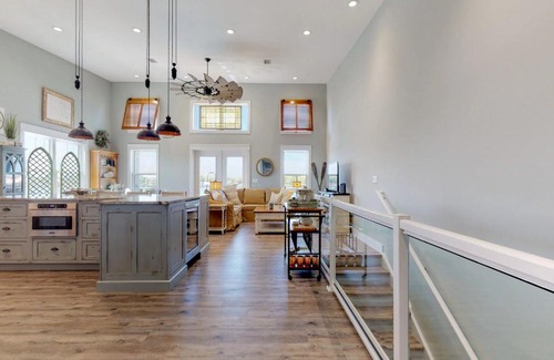 Fort Walton Beach House | 4 Bed 3 Bath Vacation home in Okaloosa Island