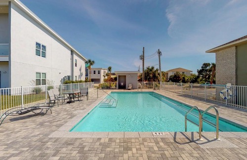 Fort Walton Beach House | 4 Bed 3 Bath Vacation home in Okaloosa Island