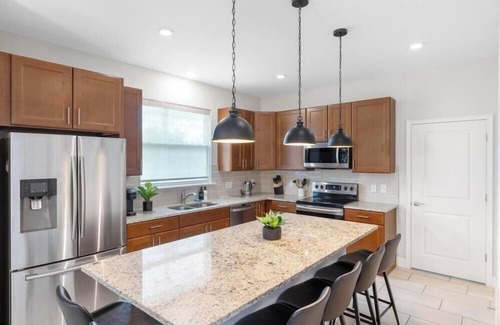 Oakland Hills House | 4-Bedroom Home with Heated Pool