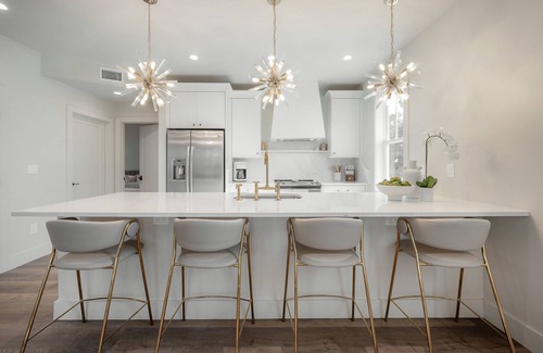 Tampa Heights House | 4 blocks to The Riverwalk Luxe 3BR 3BA with Tropical Courtyard & Balcony