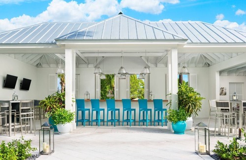 Historic Seaport House | 4 Family Ready Suites | Spacious and Near Duval Street Nightlife