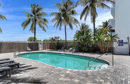 South of Fifth Apartment | 40 m² Apartment ∙ 1 bedroom ∙ 3 guests