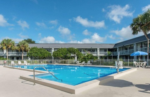 Brooksville Hotel | 40 m² Hotel ∙ 127 guests