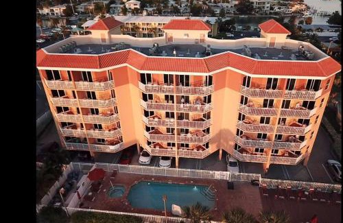 Treasure Island House | 404 - Surf Beach Resort