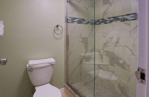 Treasure Island House | 421 - Island Inn