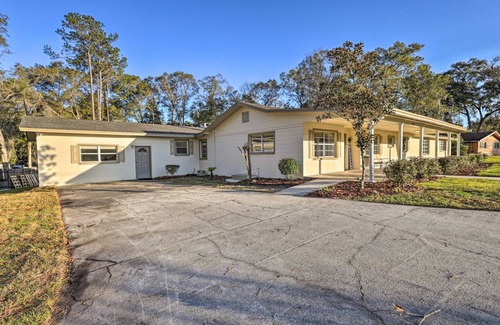 Gainesville House | 441 m² House ∙ 5 bedrooms ∙ 12 guests