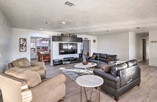 Gainesville House | 441 m² House ∙ 5 bedrooms ∙ 12 guests