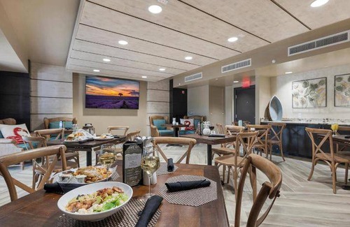 Redevelopment Area Hotel | 45 m² Hotel ∙ 127 guests