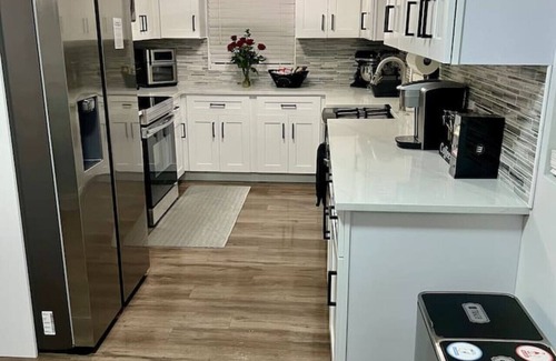 South Seminole Heights House | 481)Centrally located - Amazing Pool- Visit Tampa!