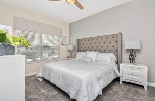 Groveland House | 4817CO TOWNHOUSE 4 BEDROOMS & 3 BATHROOMS + POOL