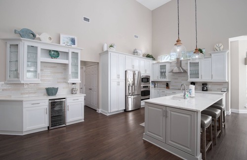 Sandestin Condo | 4BR Beach Villa w/6-Seater GOLF CART! Near Beach, Pool, Tram, Screened Porch