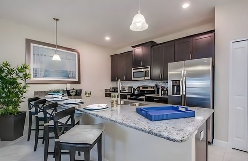 Kissimmee House | 4BR Home w/Pool & Lake View - Storey Lake (3155PP)