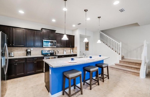 Four Corners House | 5 Bedroom New Disney Vacation home