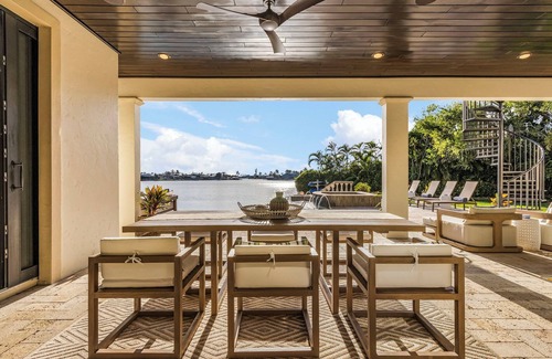 Eight Lakes House | 5 Star Lakefront | Infinity Pool | XL Lanai | Rooftop Deck