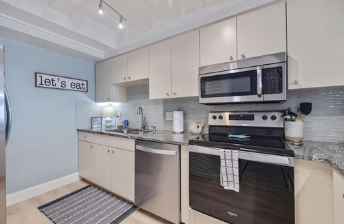 Madeira Beach Condo | 502 Villa Madeira 3 bedroom, 2 bathroom serene Gulf front condo exceptional views