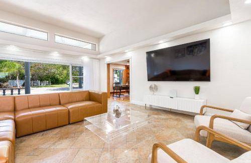 Ojus House | 528 m² House ∙ 6 bedrooms ∙ 14 guests