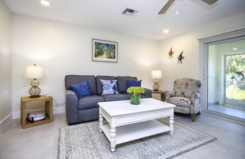 Tradewinds Cottage | 56 m² Cabin ∙ 1 bedroom ∙ 4 guests
