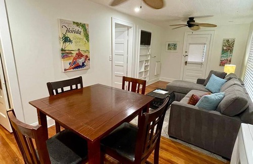 New Port Richey House | 56 m² House ∙ 2 bedrooms ∙ 3 guests