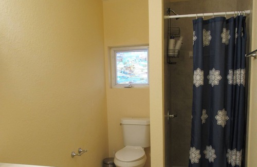 Orient Park House | 5BR Home in Tampa, Great Location