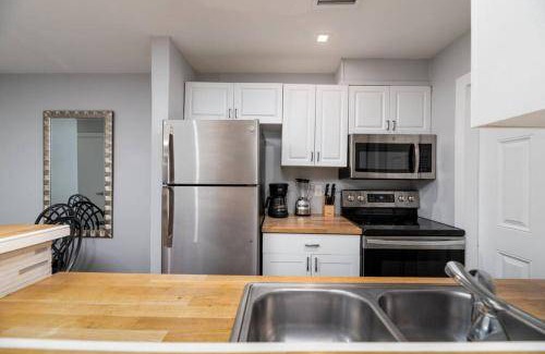 Middle River Terrace Apartment | 60 m² Apartment ∙ 1 bedroom ∙ 2 guests