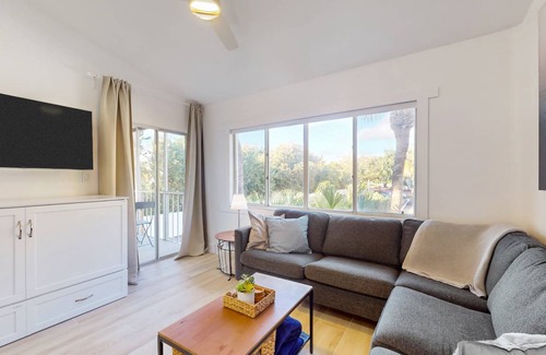 Villages of Seaport Condo | 65 m² Condo ∙ 1 bedroom ∙ 4 guests
