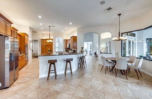 Naples House | 7 Mi to Great Wolf Lodge Water Park: Luxury House