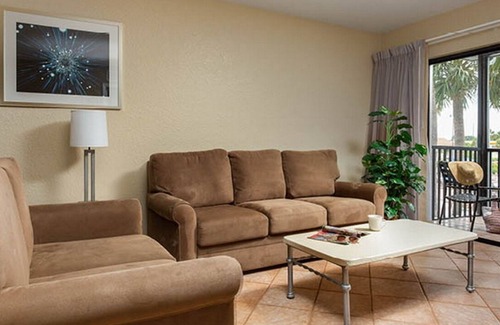West Kissimmee Resort | 7 Nts Holiday 2023 Dec23-30 2BD/2BA two mins to Disney World comfortable resort