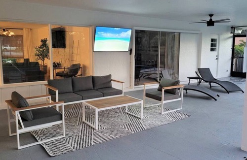 Whitfield House | 70 m² House ∙ 4 bedrooms ∙ 14 guests