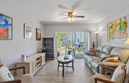 Sarasota Springs Condo | 81 m² Condo ∙ 2 bedrooms ∙ 4 guests