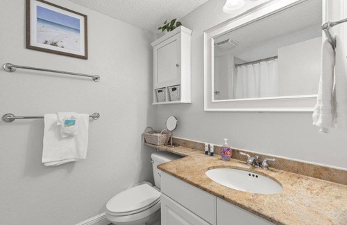 Palm Harbor Condo | 84 m² Condo ∙ 1 bedroom ∙ 4 guests