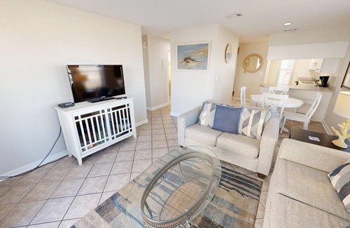 Holiday Isle Condo | 84 m² Condo ∙ 2 bedrooms ∙ 6 guests
