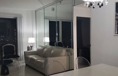 Surfside Condo | 84 m² Condo ∙ 4 guests