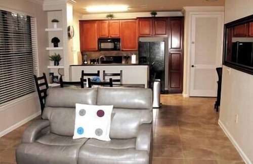 Davenport Apartment | 9 miles from Disney - Bella Piazza spacious condo