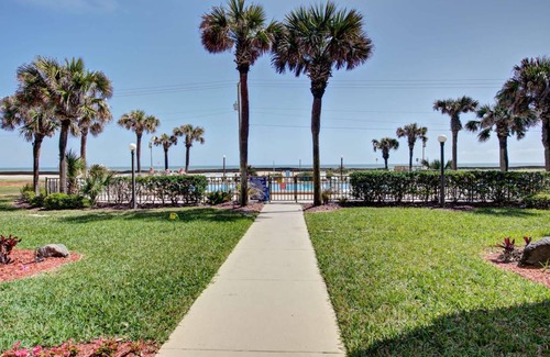 Ormond Beach Condo | 90 m² Condo ∙ 2 bedrooms ∙ 6 guests