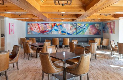 Clearwater Hotel | 91 m² Hotel ∙ 127 guests