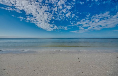 Fort Myers Beach Apartment | 92 m² Apartment ∙ 2 bedrooms ∙ 6 guests