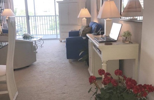 Vanderbilt Beach Condo | 93 m² Condo ∙ 1 bedroom ∙ 4 guests