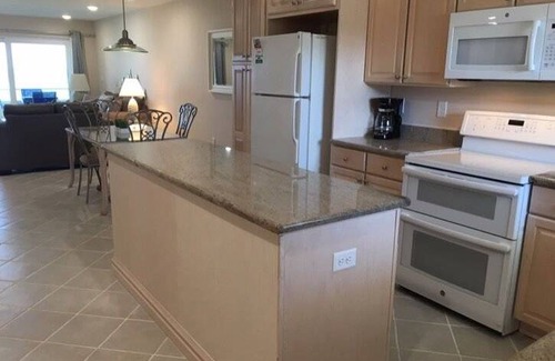 Holmes Beach Condo | 94 m² Condo ∙ 2 bedrooms ∙ 6 guests