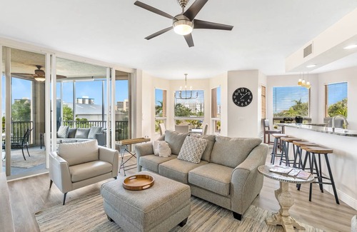 South Island Apartment | 9463PALMHARBOR304PHWCO - Palm Harbor 304