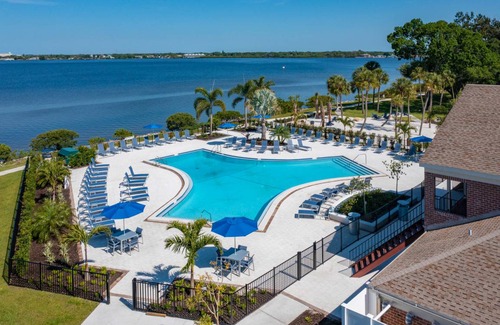 River Pointe Apartment | 96 m² Apartment ∙ 2 bedrooms ∙ 4 guests
