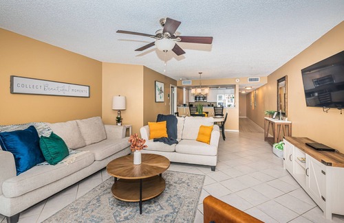 Clearwater Beach Condo | A12- Villas of Clearwater Beach | Beachfront Property