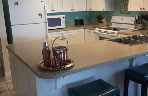 Madeira Beach Condo | Accepting bookings .Amazing view. No owner booking fee