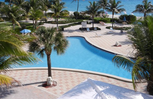 Hollywood South Central Beach Condo | Amazing Penthouse with Direct Access to Beach at The Tides Complex