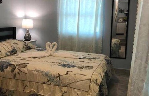 Liberty City Apartment | Apartment ∙ 1 bedroom ∙ 2 guests