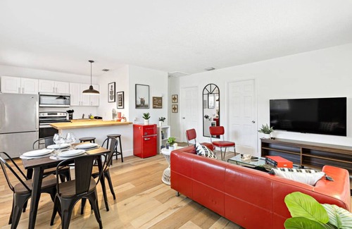 Sailboat Bend Apartment | Apartment ∙ 2 bedrooms ∙ 4 guests