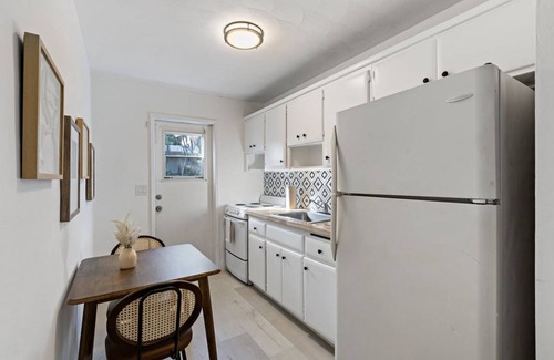 Lake Ridge Apartment | Apartment ∙ 2 guests