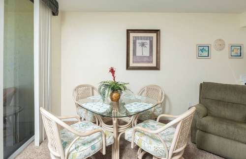 Marco Island Condo | APOLLO 505 - Beach Front One Bedroom Condominium Reserve for Three Nights or Weekly!
