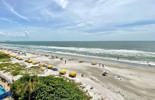 Madeira Beach Apartment | Arie Dam 402
